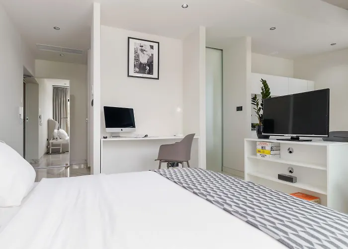 Centro Design Hotel 3*